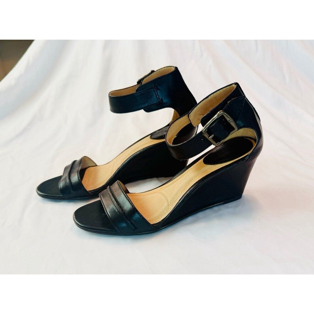 New Black leather Frye wedge sandals